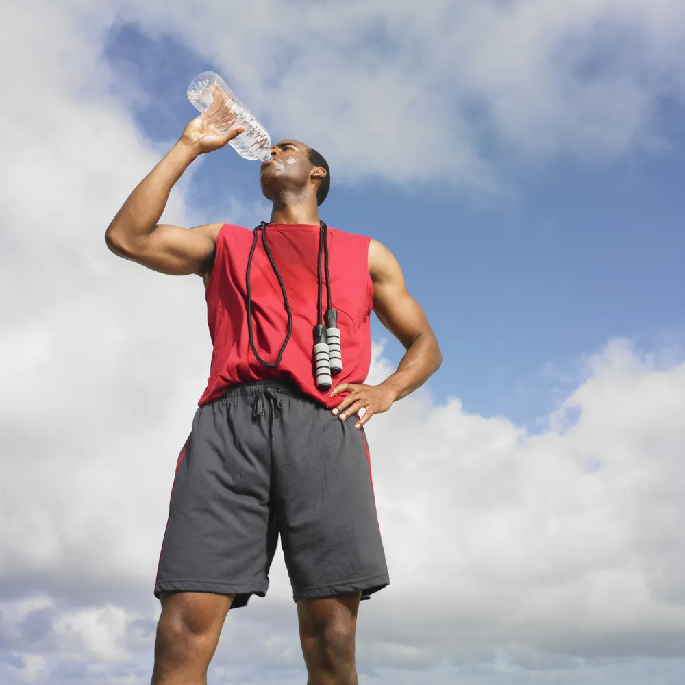 Les 10 Premiers Signes Que Vous Êtes Déshydraté