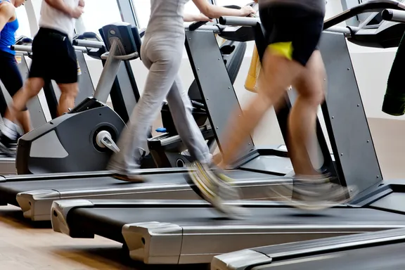 Infections Soar At Gym: Can Create Perfect Conditions For Germs