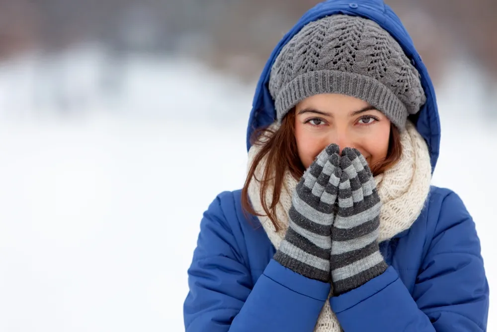 7 causes communes de doigts et orteils froids