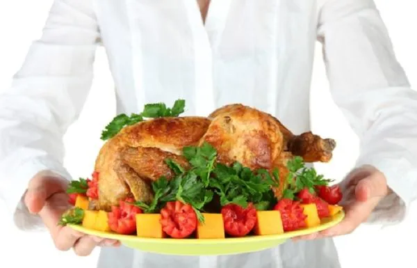 Infographic: How to Plan Thanksgiving Without Losing Your Mind