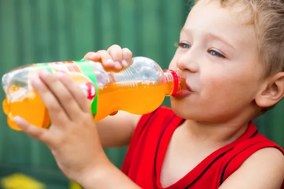 Die zehn schlechtesten Lebensmittel für Ihre Kinder