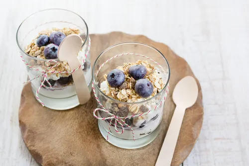 10 köstliche Verwendungsmöglichkeiten für Naturjoghurt