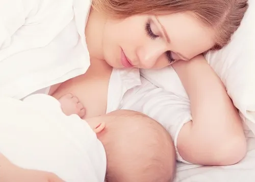 11 Miti da Sfatare sull’Allattamento al Seno che Ogni Neo Mamma Dovrebbe Conoscere
