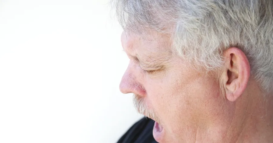 11 Anzeichen auf eine chronisch-obstruktive Lungenerkrankung (COPD)
