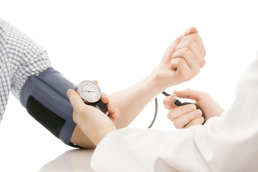 10 Façons de Contrôler une Hypotension