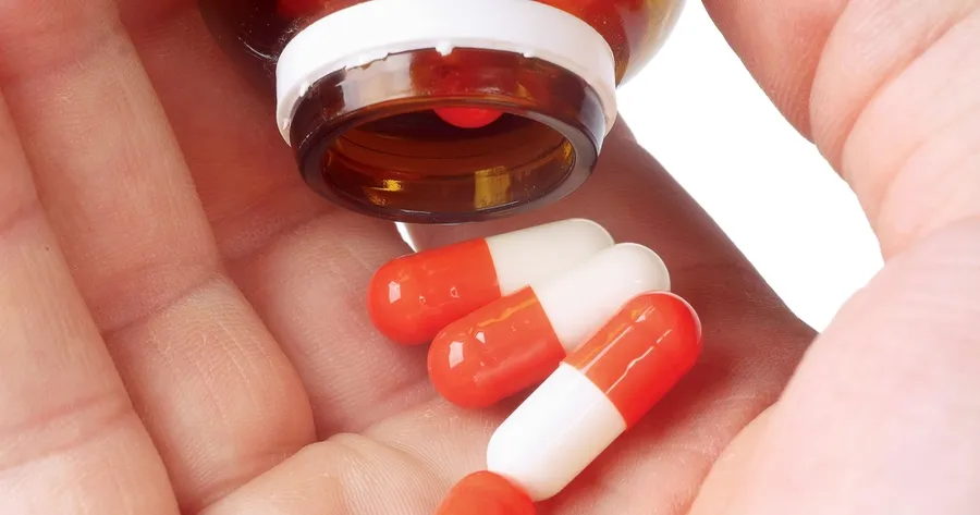 9 gesundheitliche Risiken durch Fehleinnahme von Antibiotika
