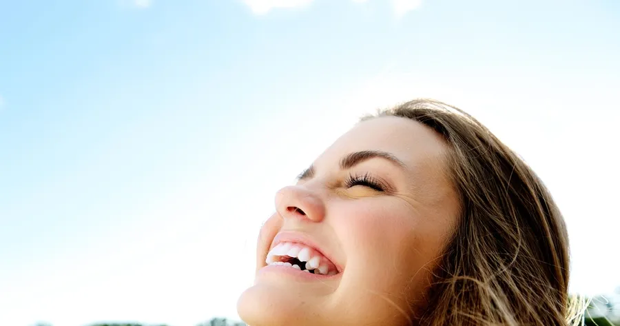 8 gesunde Angewohnheiten glücklicher Menschen