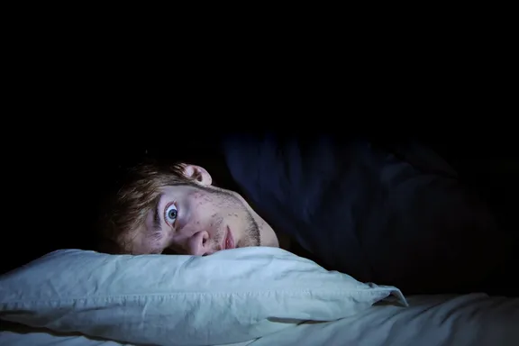 7 Fakten über Schlaflähmung, die sie nicht vor Angst erstarren lassen