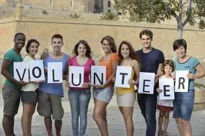 volunteer 4