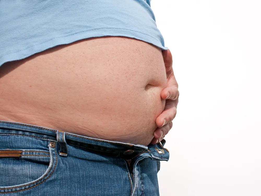 10 culpables desagradables de la hinchazón abdominal