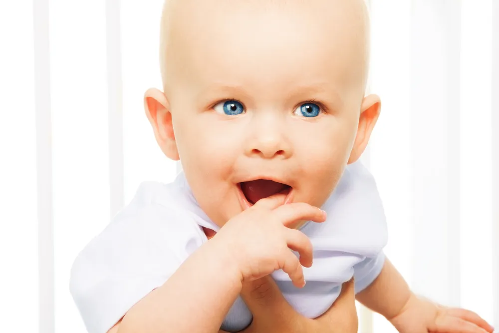 Safe & Natural Pain Relief Options for Teething Toddlers