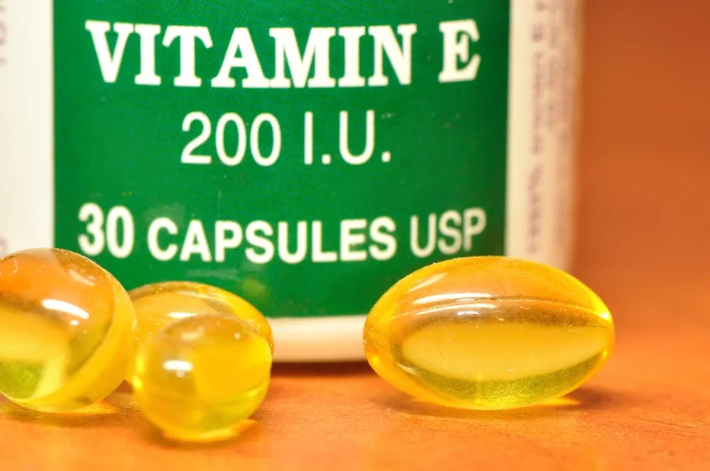 Vitamin E May Encourage Growth of Lung Cancer, Researchers Find