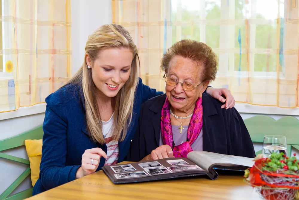 Alzheimer’s Poses Greater Risk to Older Women Than Breast Cancer, Report Says