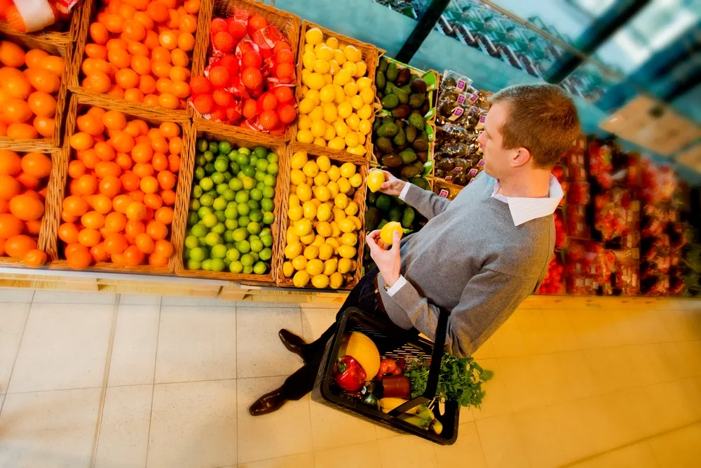 Once consejos para hacer compras más saludables y económicas