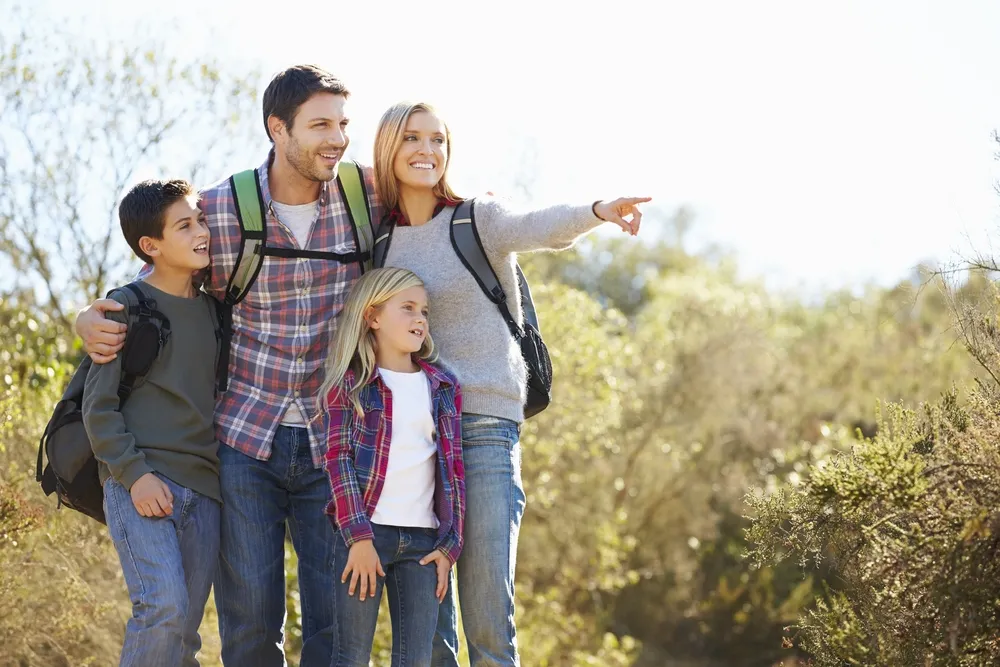 Diez actividades divertidas del otoño para que los niños se ejerciten