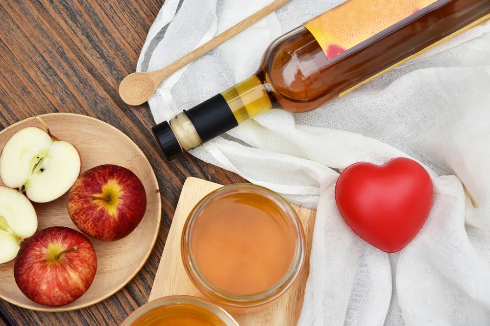 Pros y contras del vinagre de sidra de manzana como un superalimento
