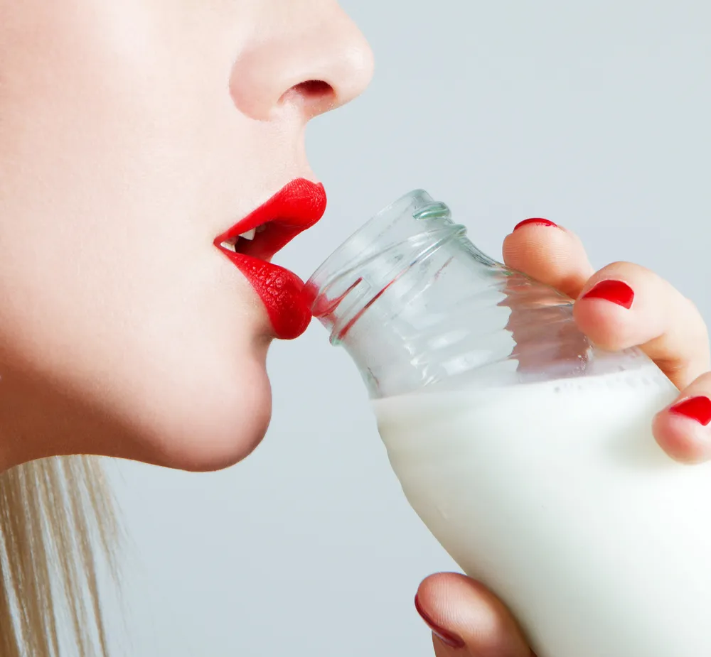 Drinking Milk May Not Help Strengthen Bones, Study Suggests