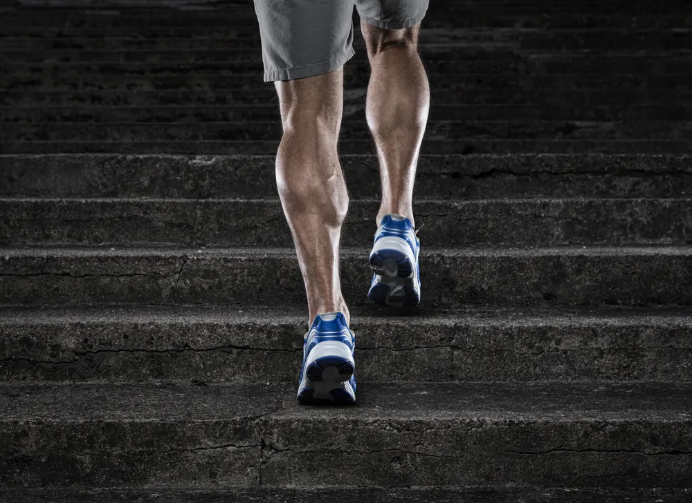 Fortalezca esas rodillas con estos 10 simples ejercicios