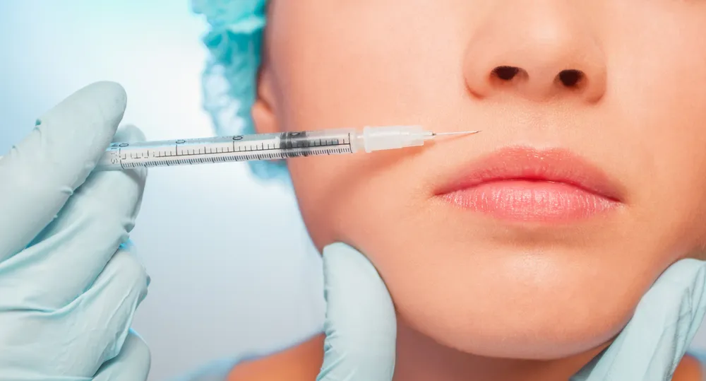 Enquête : qu’y a-t-il dans les produits injectables de comblement ?