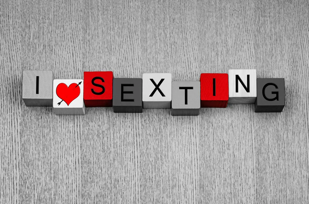 “Sexting” Popular, Healthy for Relationships, Survey Shows