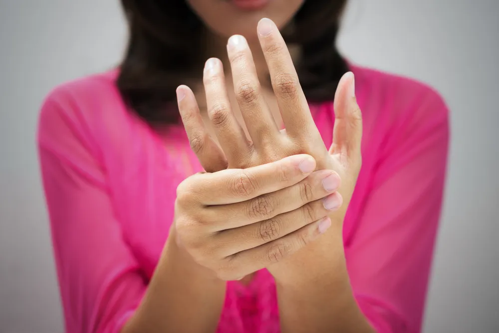 Paresthesia: 8 Possible Reasons for Experiencing Chronic Numbness