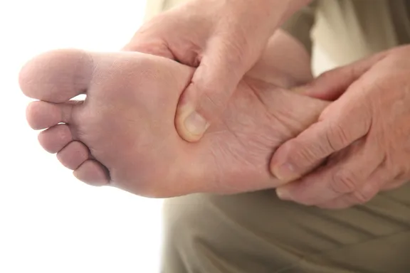 5 Health Problems Associated with Sore Feet