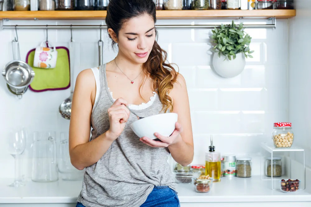 Oatmeal vs. Cereal: Which is the Breakfast Champion?