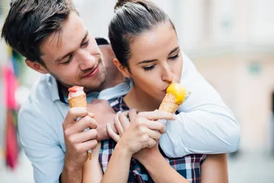 couple ice cream