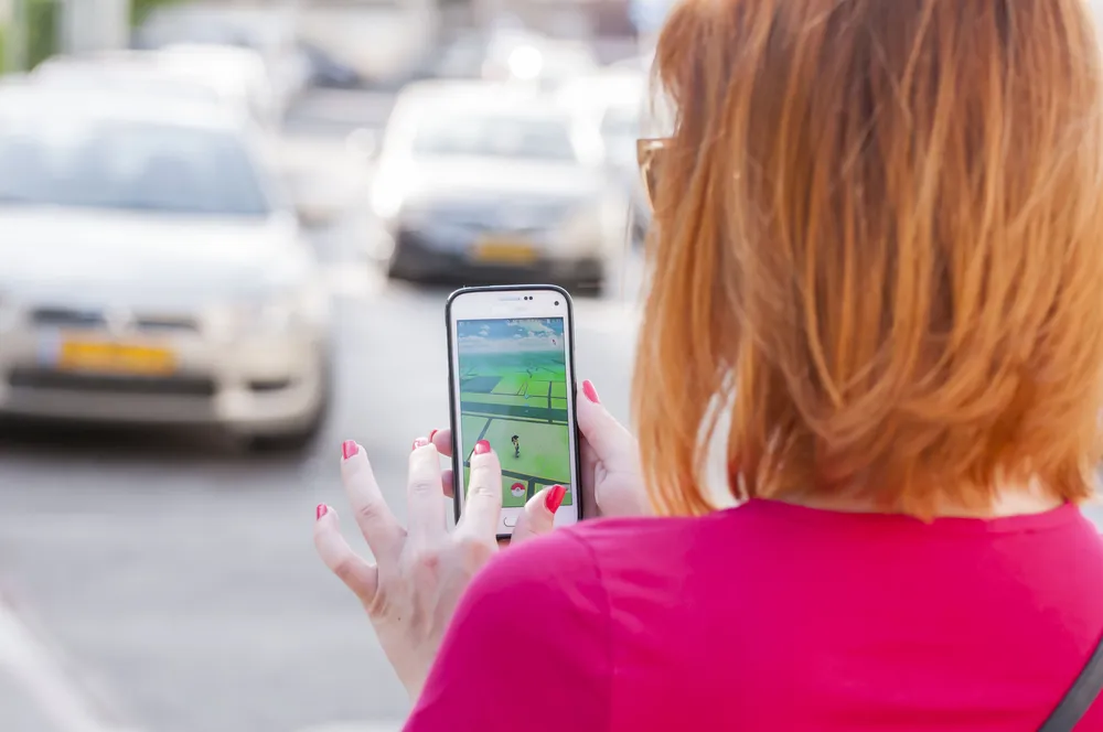 7 Essential Safety Tips for Playing Pokemon Go