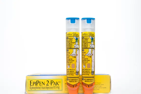 6 Facts about EpiPens and Anaphylaxis