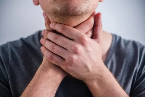 15 Common Reasons Behind That Stubborn Cough
