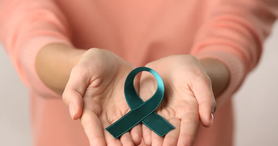 15 primeiros sinais e sintomas de câncer de ovário