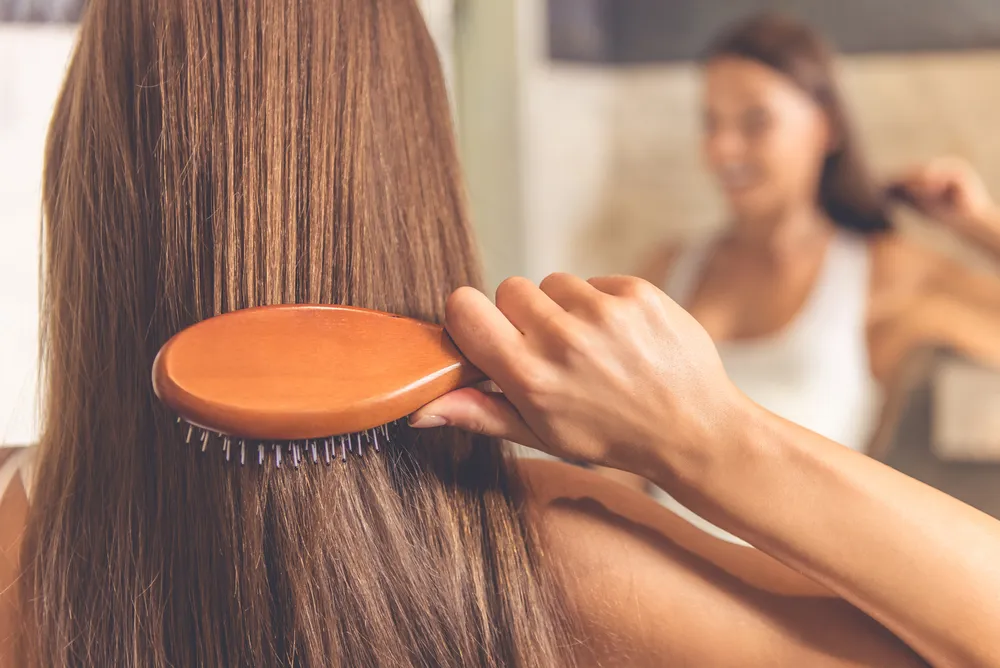 Gesundheitsbedingte Gründe für Haarausfall bei Frauen