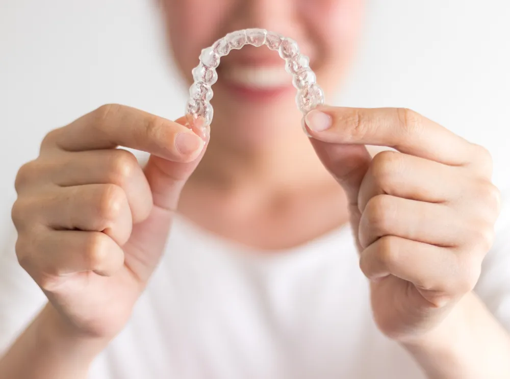 Pros and Cons of Invisalign Braces