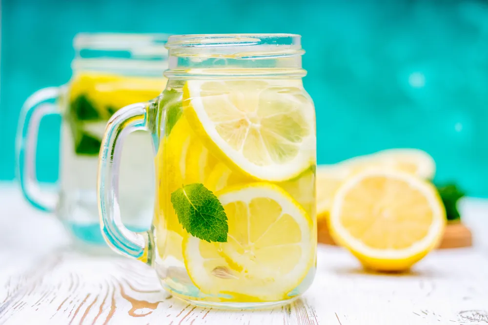 The Incredible Health Benefits of Drinking Lemon Water