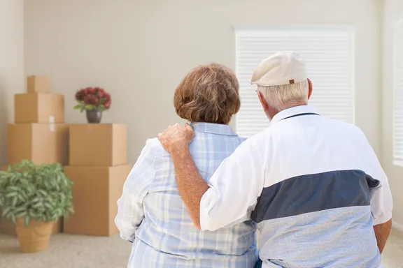Tips on How Seniors Can Get Deals on Storage Units