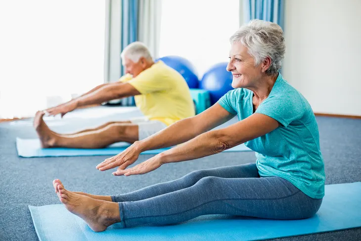 ActiveBeat Living Well - Seniors should stretch the major muscle