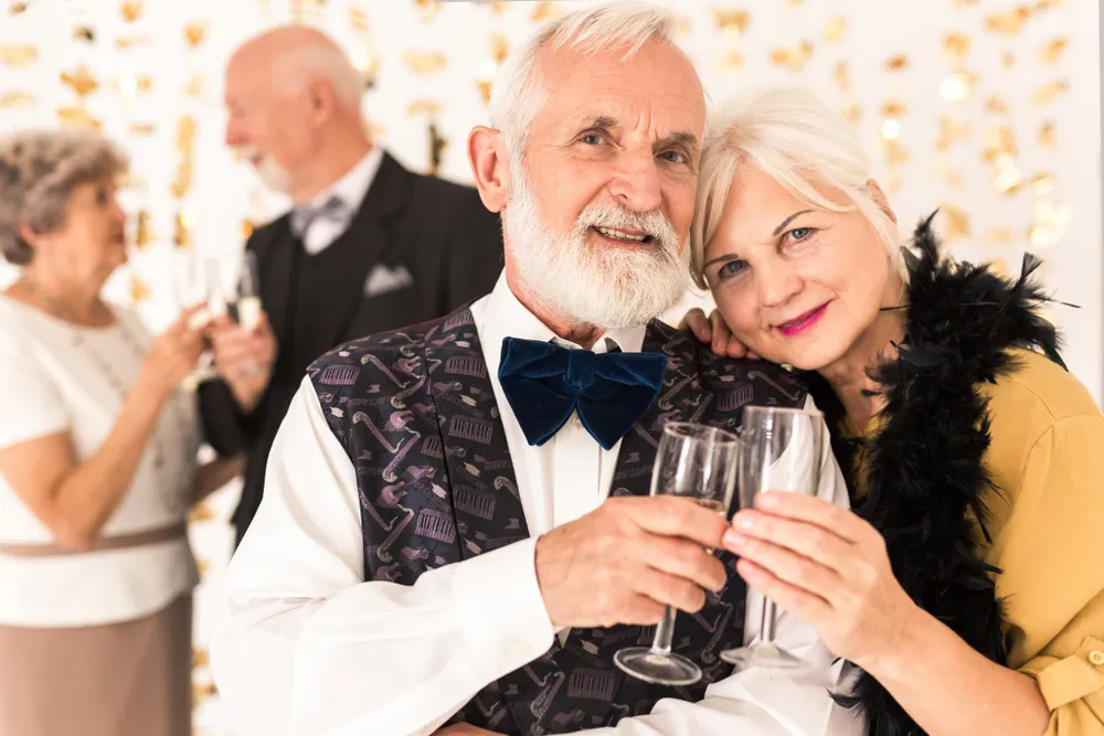 Fun and Safe Ways Seniors Can Celebrate New Year’s Eve