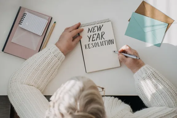 Healthy New Year’s Resolutions Seniors Can Actually Keep