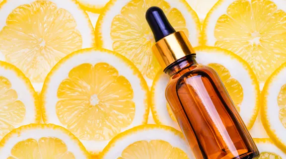 A Complete Guide to Vitamin C Serum: What It Is and Why You Should Use It