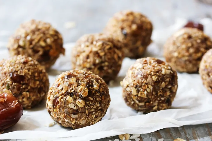 Heart healthy snack: homemade energy balls
