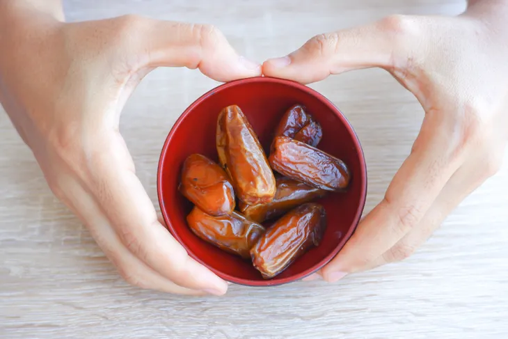 Bowl of dates