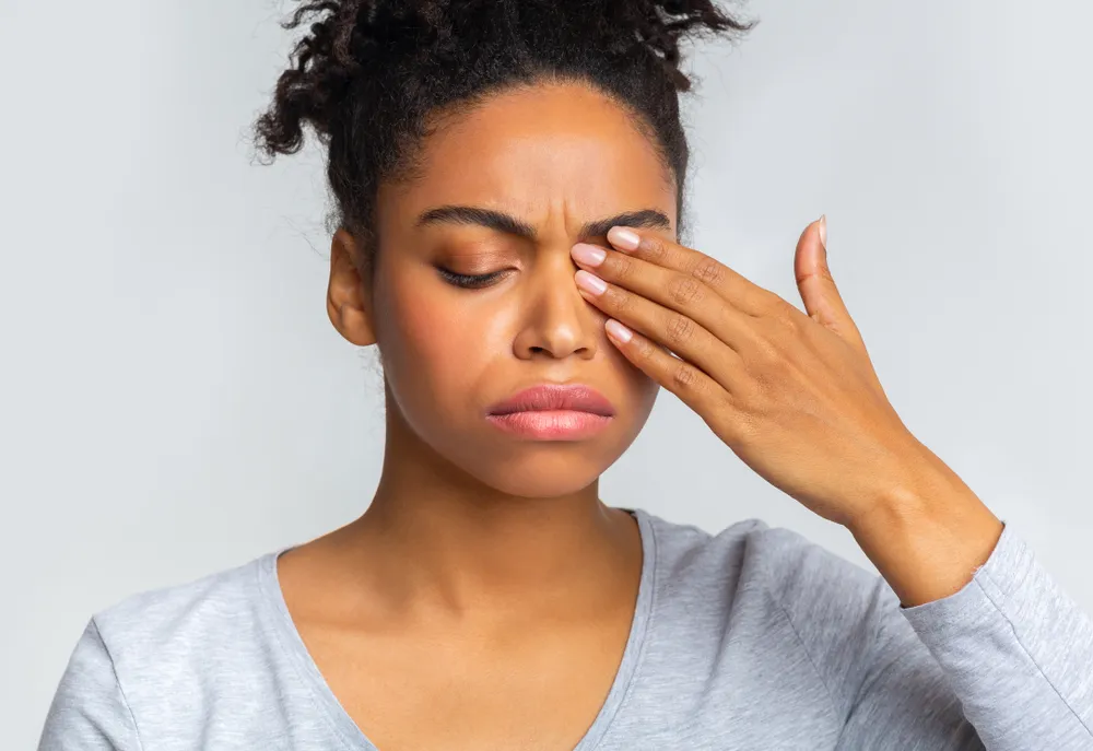 Chronic Dry Eye Symptoms You Shouldn’t Ignore