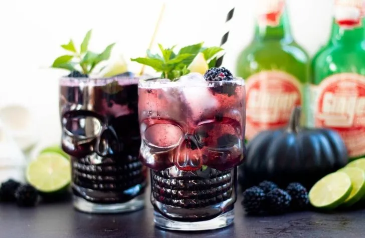 Halloween Vampire Cocktail - Self Proclaimed Foodie