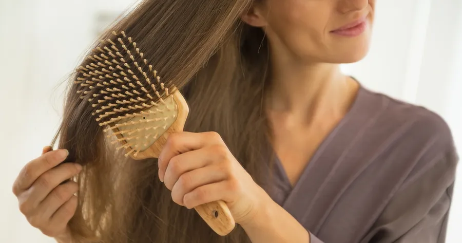 Remèdes maison efficaces pour lutter contre la perte des cheveux