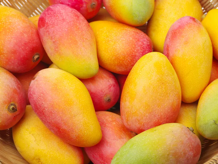 Basket of mangoes
