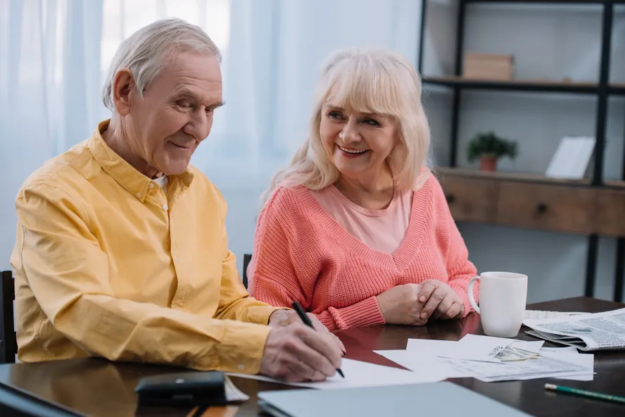 7 Refinancing Options That Seniors Need to Know About