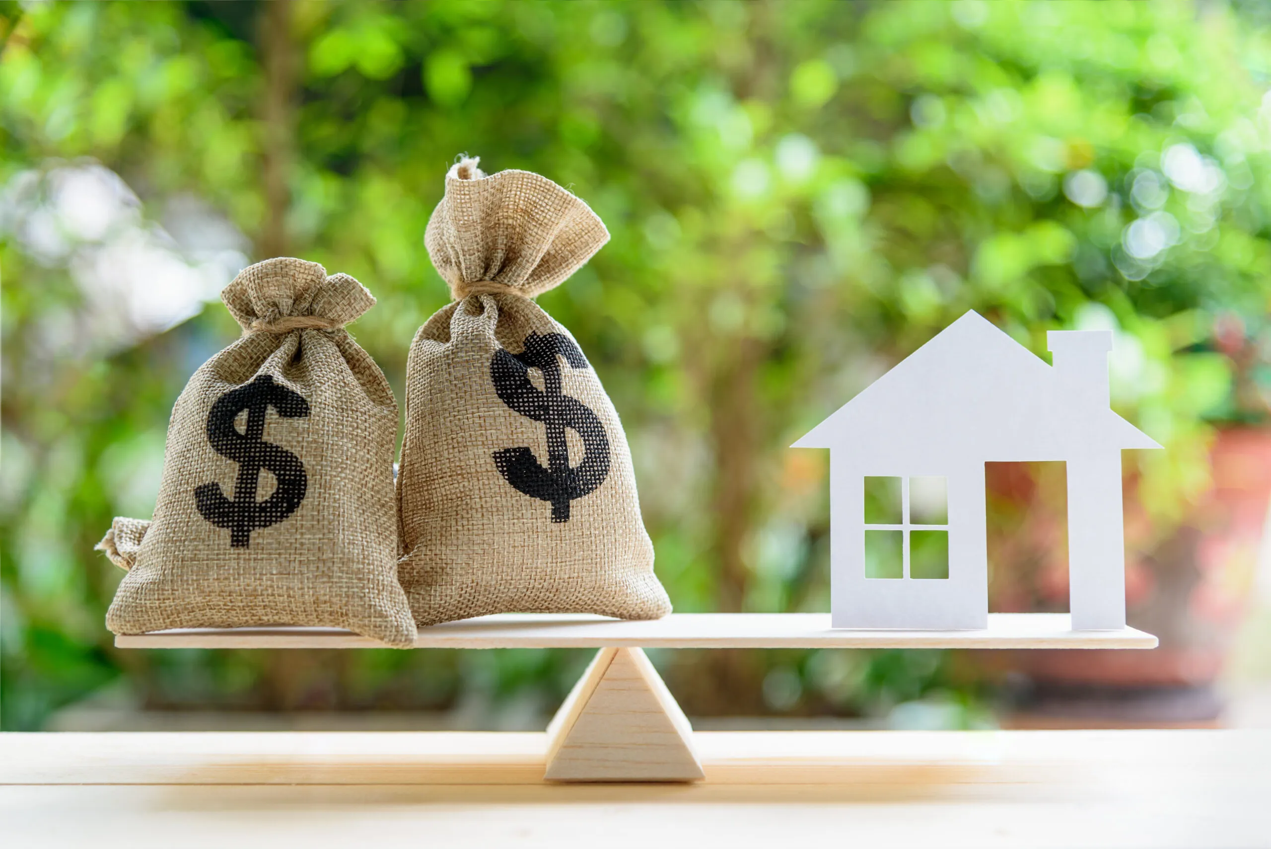 Should You Refinance Your Mortgage Right Now? 11 Things To Consider