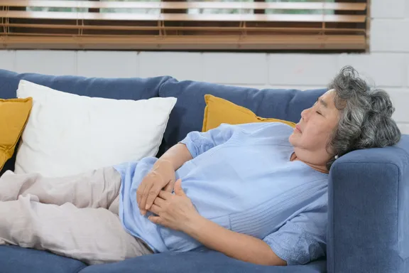 Longer Naps In The Day May Be An Early Sign of Dementia in Older Adults