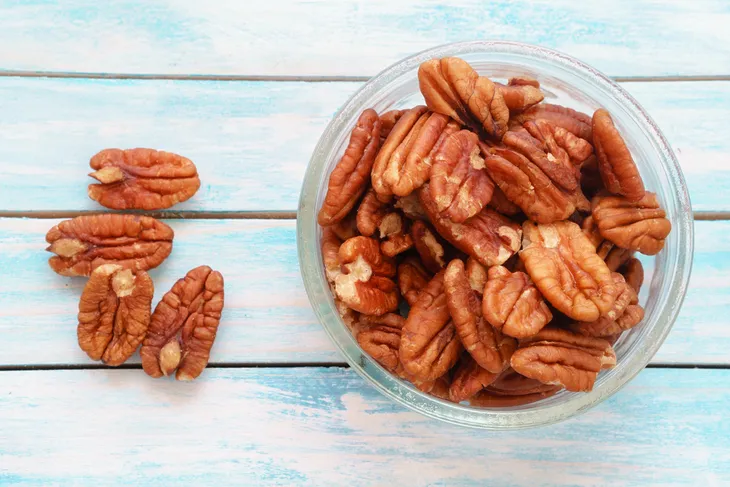 5 best nuts for anti-aging